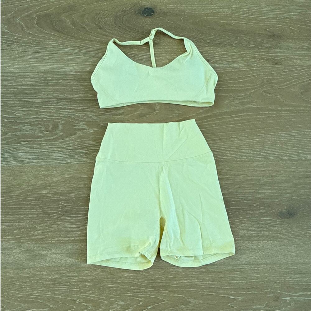 Elite Eleven Luna Flex Sports Bra & Mini Shorts Size XS Butter Yellow